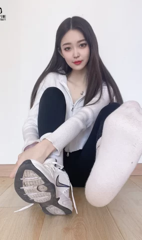 织梦行影 优享系列-瑜伽白袜[77P]