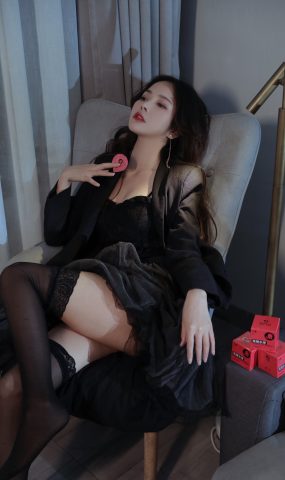 苏嫣嫣阿姨  – 黑色玉姐风格大象[27P]