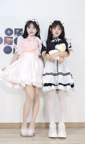 她们印象 NO.073 小隔嗝[98P]
