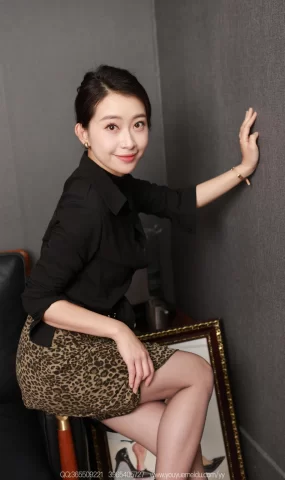 [IESS异思趣向] 2026.04.03 丝享家2312：小婕《短靴豹纹（上）》[79P]