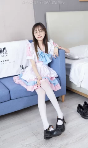 [BoBoSocks袜啵啵]NO.734 稚予-皮鞋、厚白丝、女仆装、挑鞋[155P]