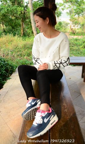 [战前女神] 美腿镁足精品摄影套图 014 [80P]