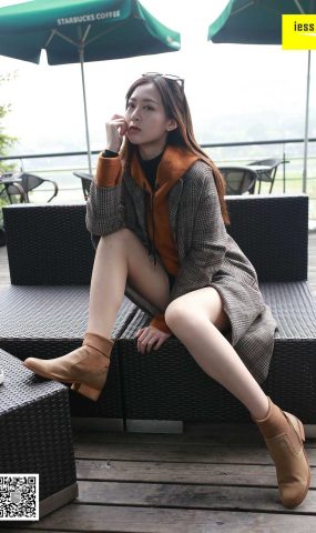 [IESS异思趣向] 2018.02.13 丝享家168：紫紫《霸气短靴肉丝》 在现浏览