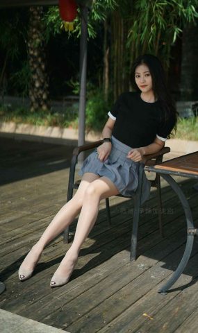 [XUE妹加速跑] 2020.08.31 XM077《桌上起舞的彤彤》[95P]