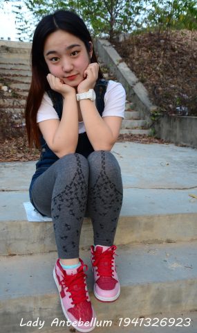 [战前女神] 美腿镁足精品摄影套图 095 [95P]