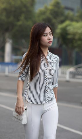 唯美街拍 NO.1118 周末和女同事去看书 （6）[60P]