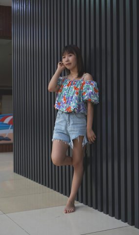 [Pary学生模拍] No.039 小燕的37码美jiao [77P]