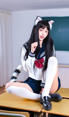 虫皿虫皿 – 猫娘JK至服[12P]