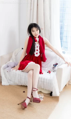 勿恋传媒 NO.2611 菜菜-高跟鞋、薄白丝、裸足[160P]