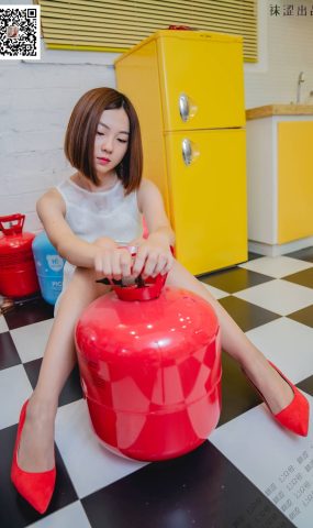 [袜涩写真] VOL.033 暖暖的七彩厨房 在现浏览