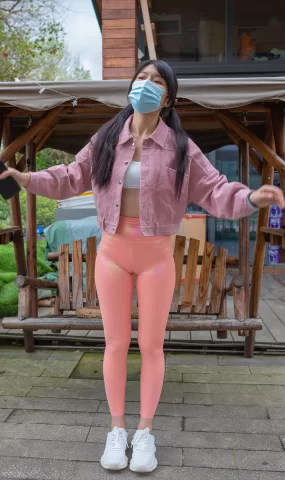 唯美街拍 NO.1062  粉色瑜伽裤女孩 (1)[84P]