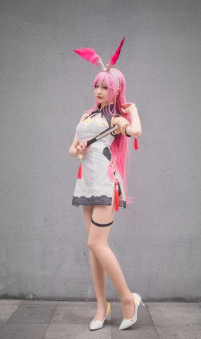 南宫 – 粉红兔女郎[9P]