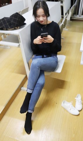 大西瓜爱牙膏-2018 12月活动 模特3（三） 黑裤袜 [76P]