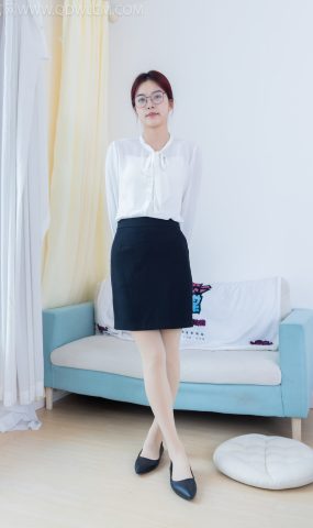 勿恋传媒 NO.1995 茯苓-夏日炎炎[162P]