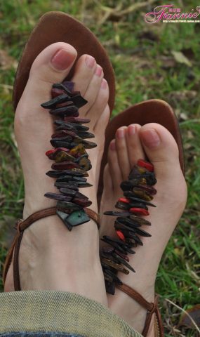 Fannie芬妮每足园 No.309 梦幻绿洲 [64P]