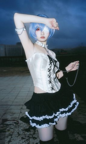 洛桑w伊梓  – 雨后天台[33P]