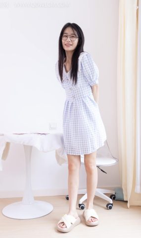 勿恋传媒 NO.2356 菜菜-平底鞋、拖鞋、短肉丝、裸足[120P]