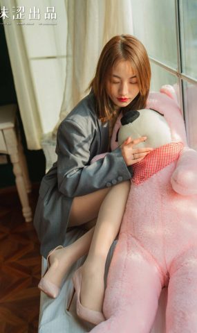 [袜涩写真] VOL.068 《开心1》 在现浏览