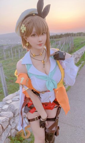 星之迟迟 – 莱莎的炼金工坊[38P]