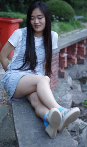 自由摄影 No.112 高挑MM傍晚梦幻细腿每足 [63P]