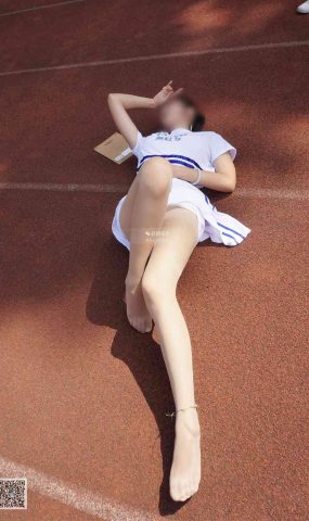 [妖精视觉] NO.008 甜甜 娇柔肉丝 在现浏览