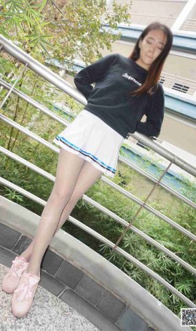 [妖精视觉] NO.115 苏苏 超薄“玲珑连裤”丝袜 在现浏览