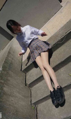 [妖精视觉] NO.206 软软 阳光下的软妹纸 在现浏览