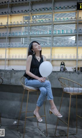 [IESS异思趣向] 2019.09.20 丝享家576：云芝《日常版牛仔裤里丝》在现浏览