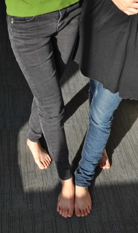 自由摄影 No.163 两个清纯的大学生在脚斗 [96P]