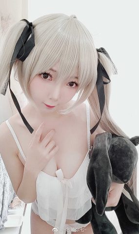 名濑弥七 – 白色内一[10P]