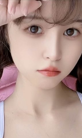 晕崽 NO.001 – 绿[50P]