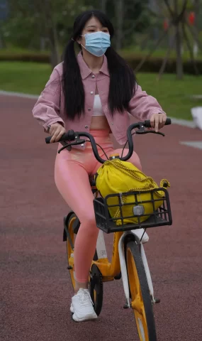 唯美街拍 NO.1062  粉色瑜伽裤女孩 (5) [84P]