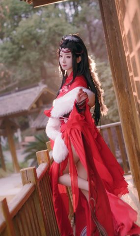 弥音音ww – 红袍[15P]