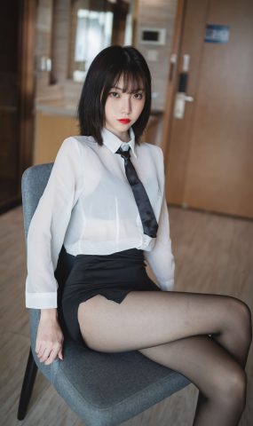 许岚 – OL至服[41P]