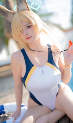 前羽_rr – 碧蓝档案 尾形康娜竞泳[42P]