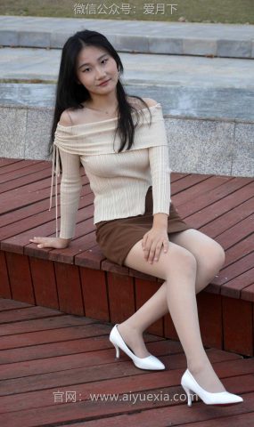 月下攝影 NO.007 恰恰~一字肩 尴尴尬尬的第一次駕馭一字肩服飾！[100P]