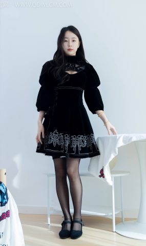 勿恋传媒 NO.1844 美兔-有些答案不必等[220P]