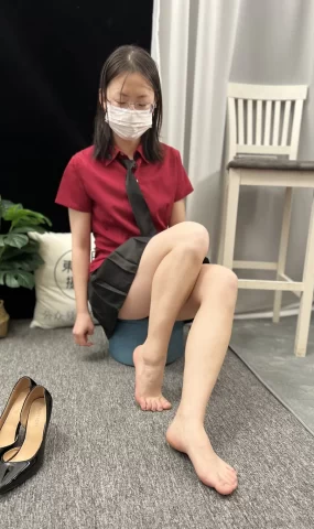 三禾摄影 NO.021 短裙 凉拖 帆布鞋 高跟[169P]