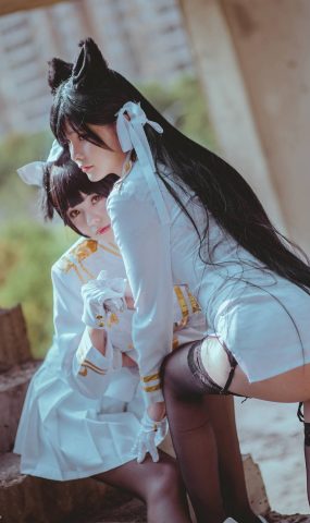 微博人气小解解@小野妹字w 内有獒犬