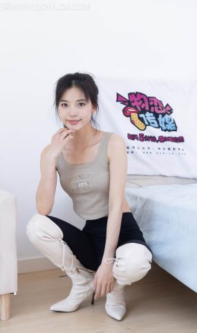 勿恋传媒 NO.2490 茯苓-长靴、白棉袜、裸足[140P]