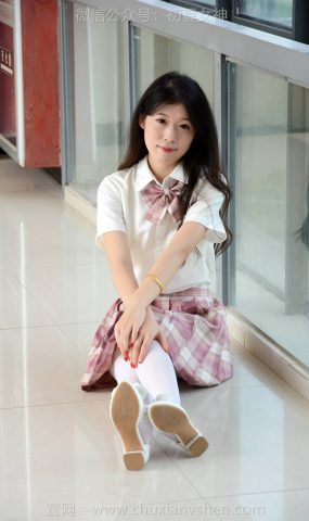 初夏女神 NO.276 清离 粉嫩娇艳[72P]