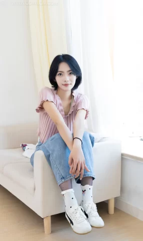 勿恋传媒 NO.2585 小爱-运动鞋、白棉袜、薄黑丝、厚肉丝[149P]