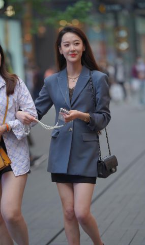 唯美街拍 NO.1145 气质长发小解解 [83P]