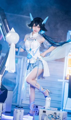 六二二同学  – 鹿昭依[13P]