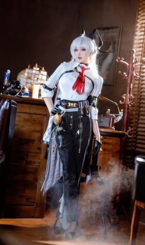 瓜希酱 – 鸣潮 赞妮[20P]