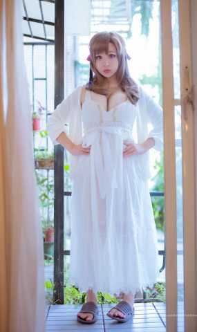 Cos妹字千寻  大好真真子 [36P]