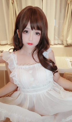 日奈娇 – 围裙人妻 [97P]