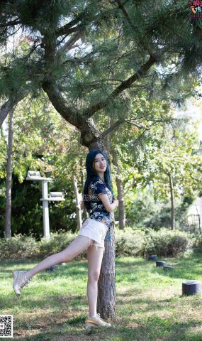 勿恋传媒 No.057 摇滚重金属,狂野的温柔,纯情的安踏白棉袜 [190P]