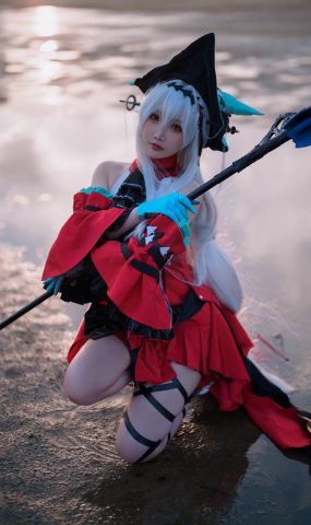 可爱人气Coser面饼仙儿 – 浊心斯卡蒂 [15P]