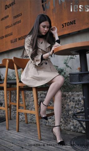 [IESS异思趣向] 2016.12.02 丝族便当036：《女神的露趾缝高跟+超薄肉丝》佳佳 在现浏览